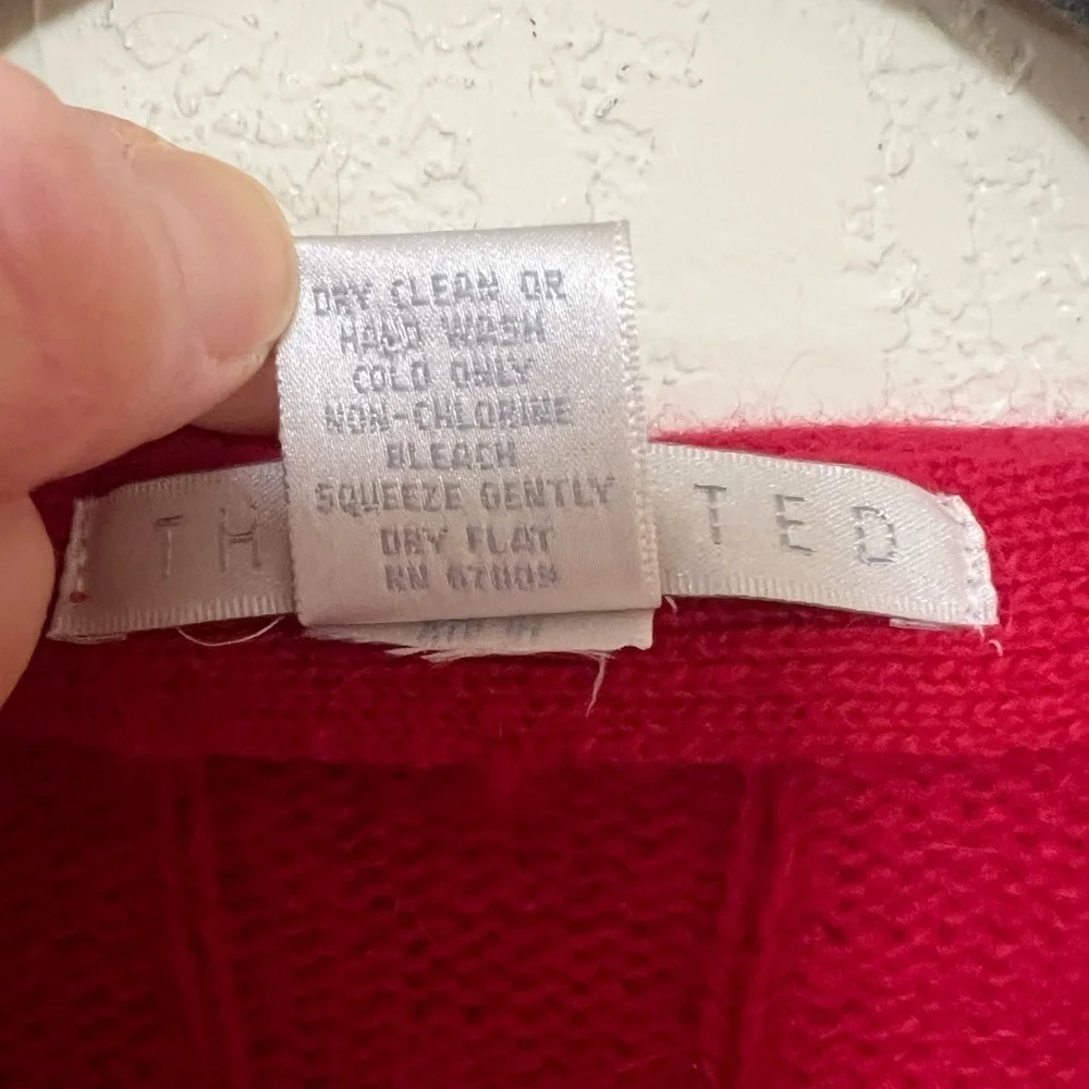 VTG The limited angora wool blend cherry red v-neck cableknit sweater S